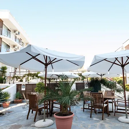 Charming 1 Bedroom For Up To 4 Guests ساني بيتش