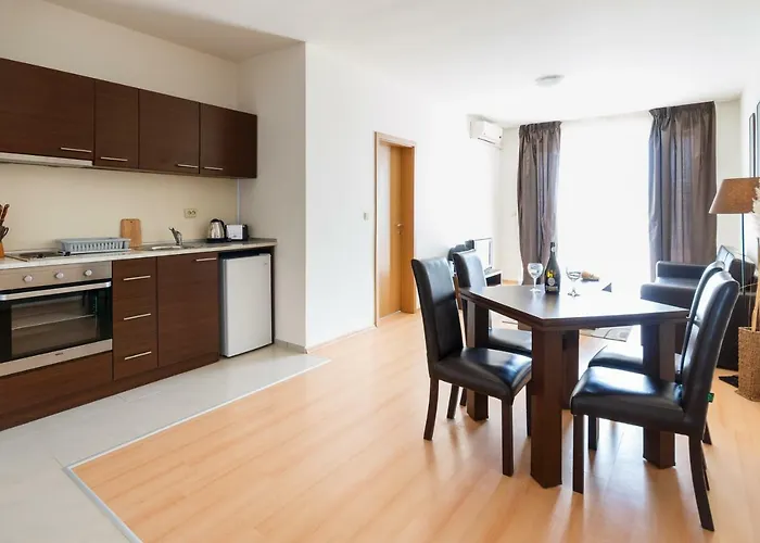 Charming 1 Bedroom For Up To 4 Guests